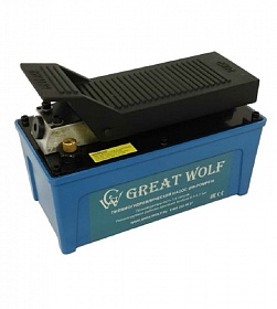 На сайте Трейдимпорт можно недорого купить Пневмогидравлический насос 1600 мл. Great Wolf GW-POMP016. 